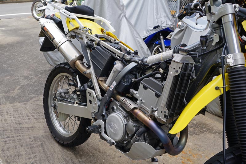 DR-Z400S マフラーを純正（もどき）に